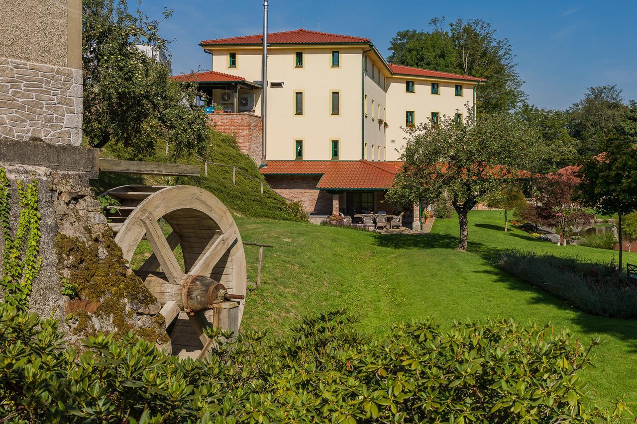 Boutique Hotel Pri Mlyne Lozorno Exterior foto